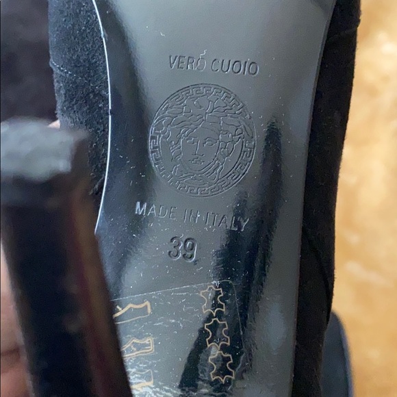 Versace - Picture 12 of 17